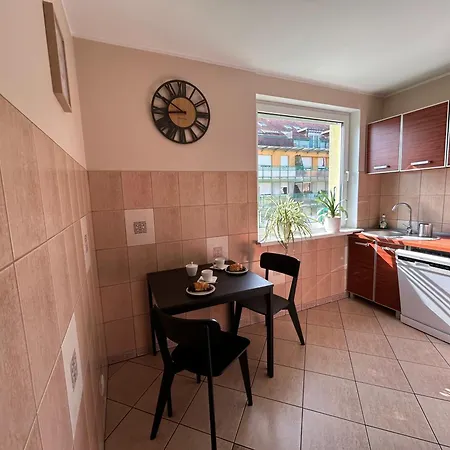 Rodzinny Blisko Hali Stulecia I Zoo Вроцлав